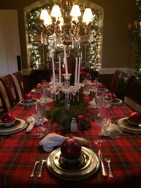 10+ Christmas Dinner Table Ideas