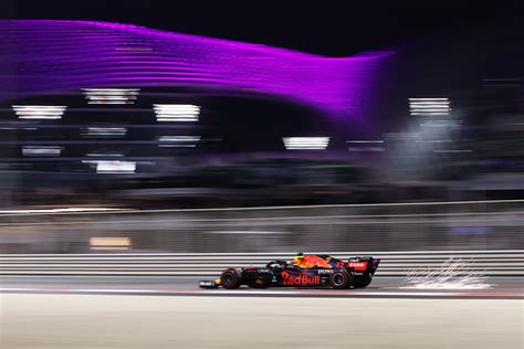 Max Verstappen during qualifying for the 2021 Abu Dhabi Grand Prix ...