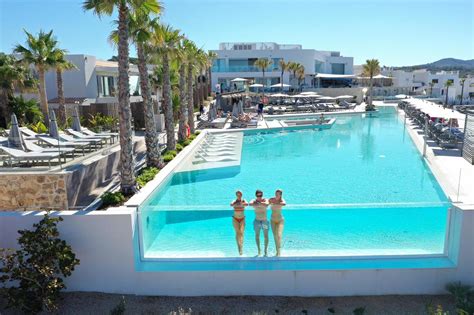 Top 10 Luxury Resorts and Hotels in Ibiza - Spain - Luxuryhoteldeals.travel