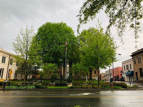 Downtown Statesville, North Carolina. Paul Chandler April 2019 ...