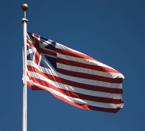 Grand Union Flag | Revolutionary War, Continental Army, 13 Colonies | Britannica