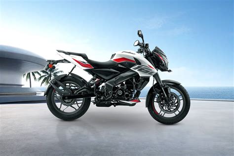 Bajaj Pulsar NS160 Mileage - Check Average Per Liter for Pulsar NS160