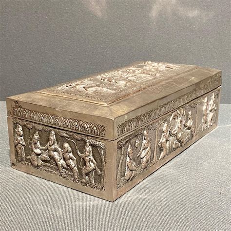 Large Decorative Indian Silver Casket - Antique Silver - Hemswell Antique Centres