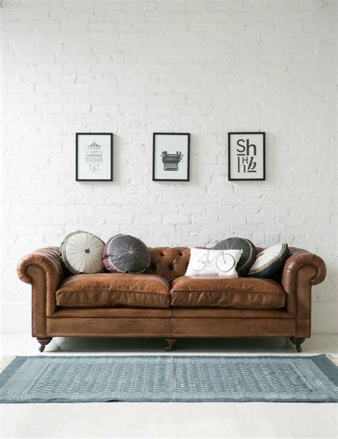 Living Room Inspiration: Tan Leather Sofa