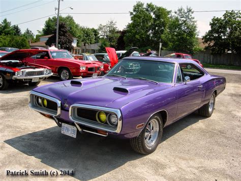 phscollectorcarworld: 1970 Dodge Super Bee: Plum Crazy Purple People Eater