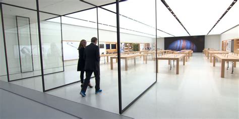 Those giant displays in the new Ive-designed Apple Stores reportedly cost $1.5M each [Gallery ...