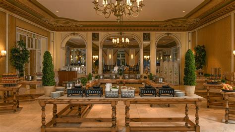 Lake Terrace Dining Room at The Broadmoor in Colorado