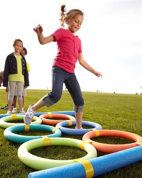 13 Tips to Help You Host a Fun Family Field Day | Field day games ...