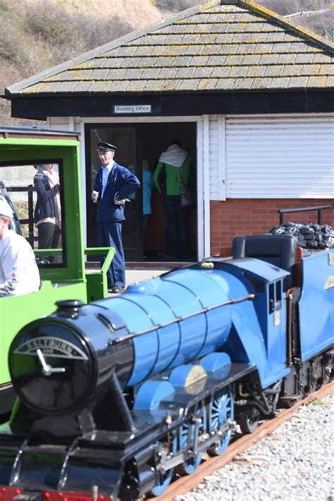 Saltburn Miniature Railway reopens - Teesside Live