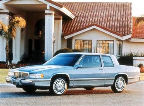 1992 Cadillac DeVille Price, Value, Ratings & Reviews | Kelley Blue Book