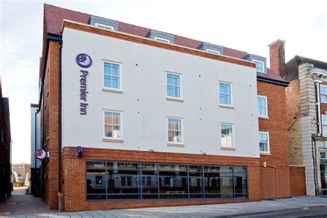 PREMIER INN LETCHWORTH GARDEN CITY HOTEL - Updated 2024 Prices ...