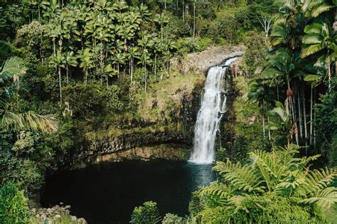 6 Favorite Waterfalls on the Big Island: Descriptions + Map