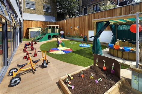 LONDON, August 5, 2014 /PRNewswire/ -- Nursery group Bright Horizons continues to grow with th ...