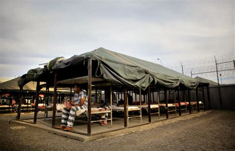 Last Inmates Leave Tent City, a Remnant of Joe Arpaio - The New York Times