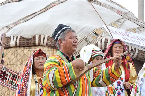 Uzbek Culture – Music in Uzbekistan