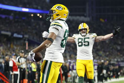 Packers Sign Wide Receiver To Active Roster For Week 18 - The Spun