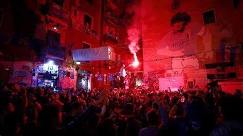 Watch how Napoli fans light up Naples to celebrate first Serie A title ...