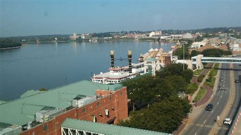 THE 10 BEST Evansville Hotel Deals (Dec 2024) - Tripadvisor