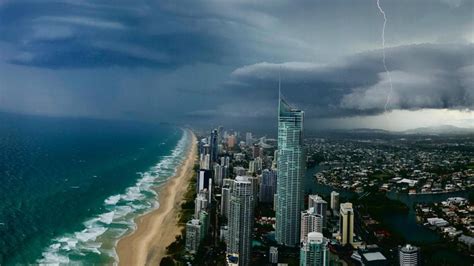 Gold Coast weather: Incoming storms to bring little rain to dry Gold ...