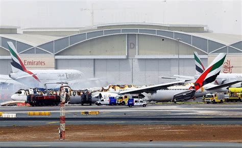 EMIRATES B777 CRASH AT DUBAI AIRPORT...