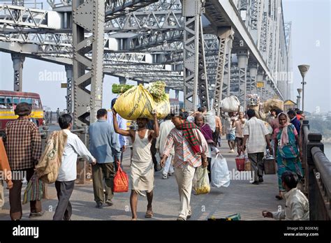 Calcutta howrah bridge hi-res stock photography and images - Alamy