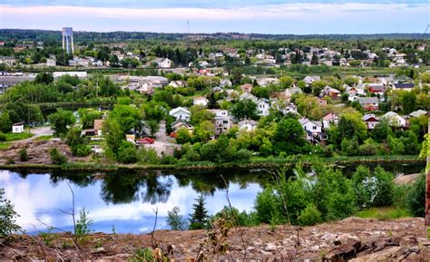 DOGBRINDLE.COM : Flin Flon, Manitoba — The Sunless City — Inhabitants are Ruled by Amazonian Women