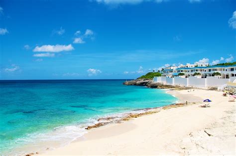 On Site St. Maarten: Make Out And More at Cupecoy Beach | St. Maarten