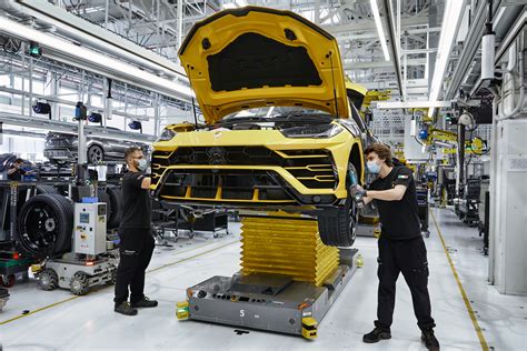 Lamborghini to announce a new model on May 7 – production resumed at Sant’Agata Bolognese ...