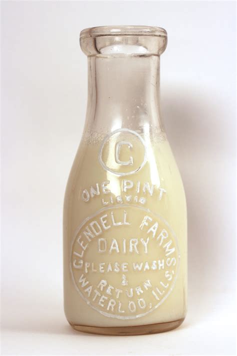 The Antique Advertising Expert | Glendale Farm Dairy Milk Bottle 1930 ...