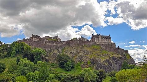 Edinburgh Castle Tour - 9 MAY 2020