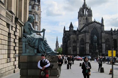 Royal Mile – Edinburgh, Scotland « The Touch of Sound