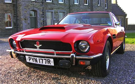 1977 Aston Martin V8 Vantage - price and specifications