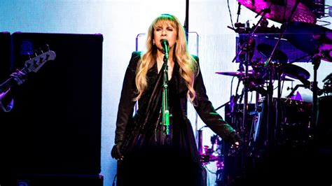 STEVIE NICKS ANNOUNCES 24 KARAT GOLD U.S. TOUR - The Rock Revival