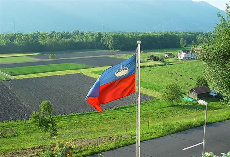 Liechtenstein-Flag and national anthem – Liechtenstein-Fah… | Flickr