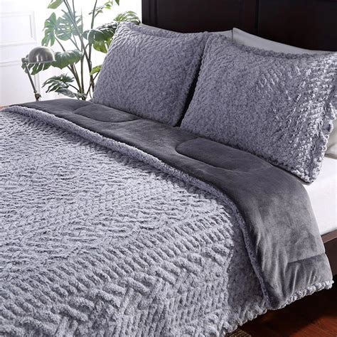 Cable Knit Sherpa Comforter Set in 2020 | Comforter sets, King size comforter sets, Comforters cozy