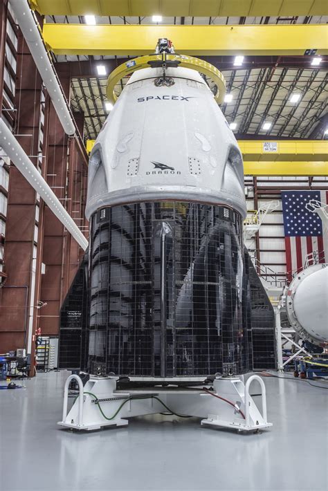 SpaceX’s Reusable Dragon 2 Crew Capsule Is Covered in Solar Panels