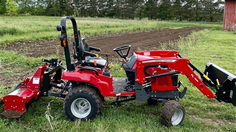 Massey Ferguson GC1725MB TLB Sub-Compact Tractor Loader, 57% OFF