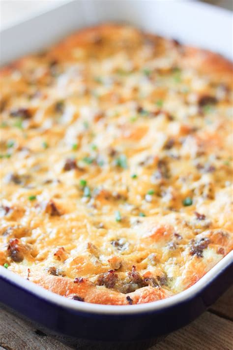 Easy Sausage and Cheese Breakfast Casserole