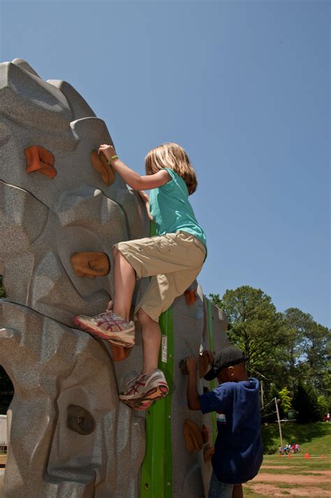 Beginner's Guide to Rock Climbing with Kids | Grow Adventures