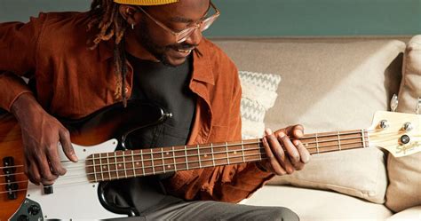 Finding the Perfect Beginner Bass Guitar - Swee Lee Blog