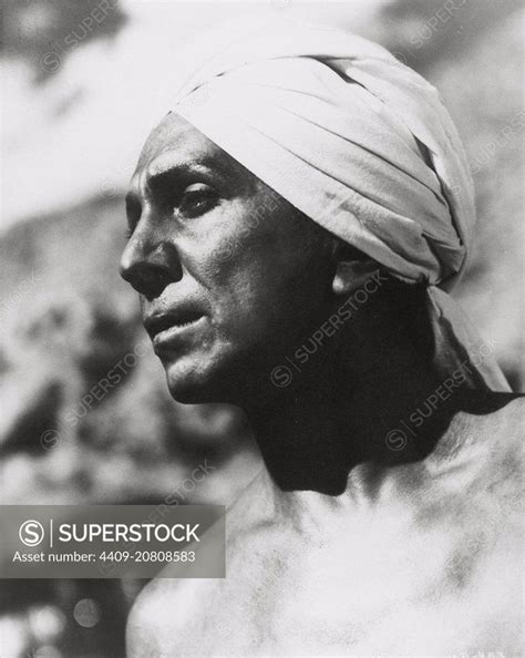 SAM JAFFE in GUNGA DIN (1939), directed by GEORGE STEVENS. - SuperStock