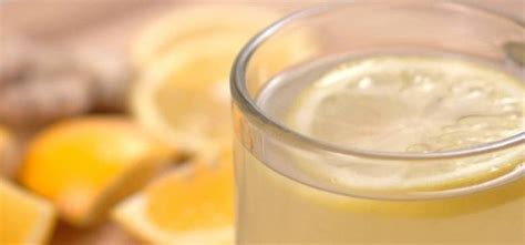 Simple Detox Lemonade | TipHero