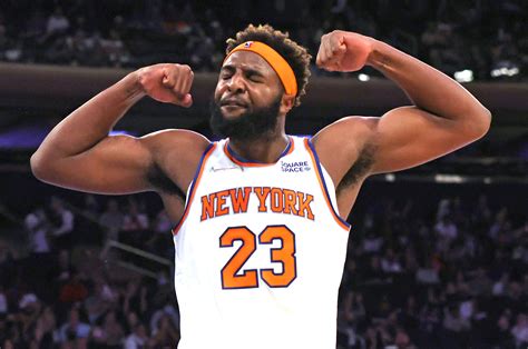 Knicks' Mitchell Robinson may start in Game 1 after all