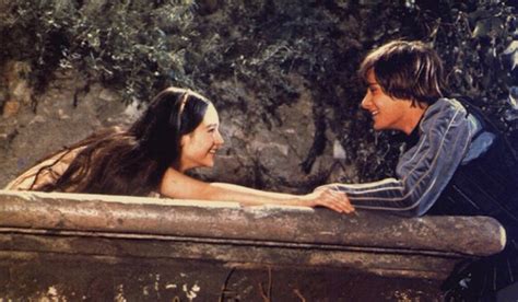 5 Lessons of Love in Shakespeare's "Romeo & Juliet" - The Wolfe's (Writing) Den