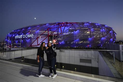 What's it like to watch a game at the Clippers' Intuit Dome? - Los ...