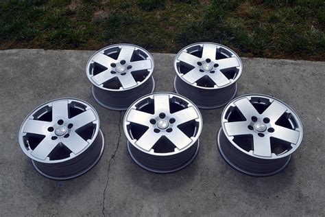 FS: 18" Jeep Sahara Wheels | VW Vortex - Volkswagen Forum