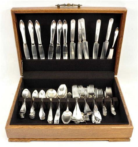 Rogers Brothers Silver Plate Flatware Set