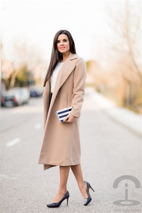 Elegant Beige Long Coat Outfit Idea | Styles Weekly