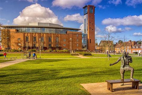 Royal Shakespeare Theatre Stratford | Britain Visitor - Travel Guide To Britain