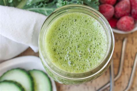 Creamy No-Milk Green Smoothie - Vegan, Gluten Free, Paleo